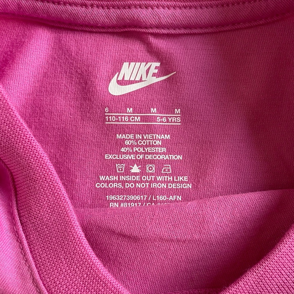 NWT Nike Kids Pink with White Swoosh T-shirt Size Girl’s Medium 5-6 - Picture 2 of 5
